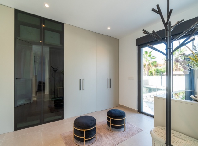 Resale - Villa - Los Balcones