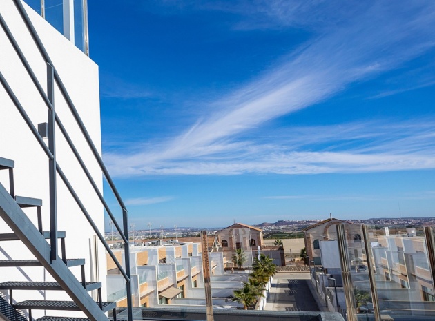 Resale - Villa - Algorfa - La Finca Golf Resort