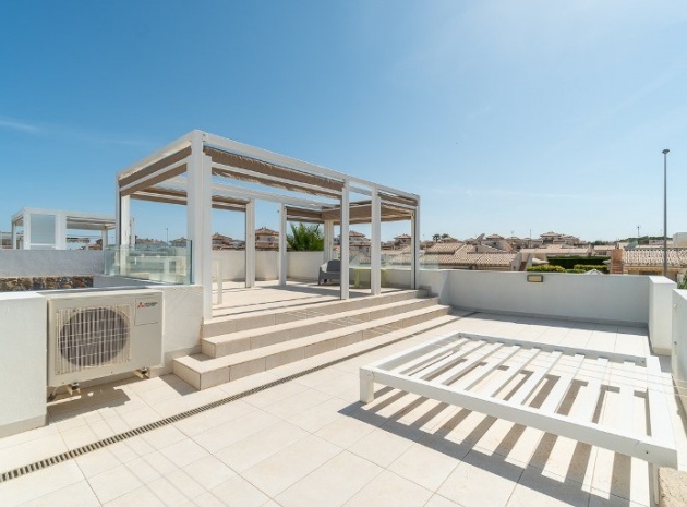 Återförsäljning - Villa - Cabo Roig - Lomas de Cabo Roig