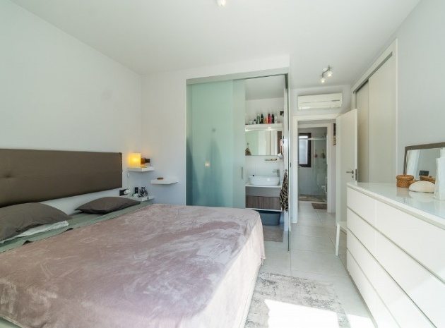 Återförsäljning - Villa - Cabo Roig - Lomas de Cabo Roig