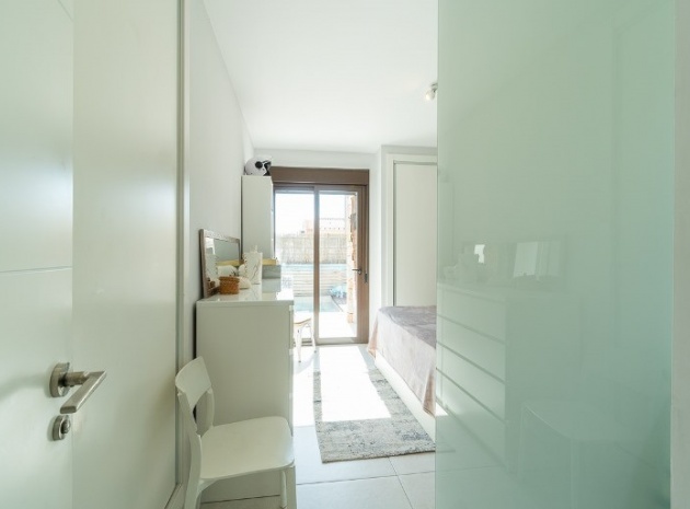 Återförsäljning - Villa - Cabo Roig - Lomas de Cabo Roig