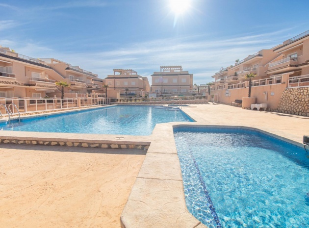 Resale - Apartment - Punta Prima - vista azul