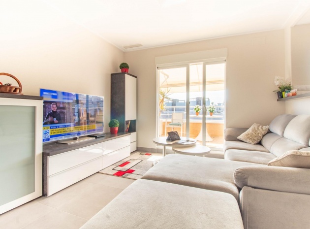 Resale - Apartment - Punta Prima - vista azul