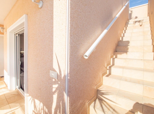 Resale - Apartment - Punta Prima - vista azul