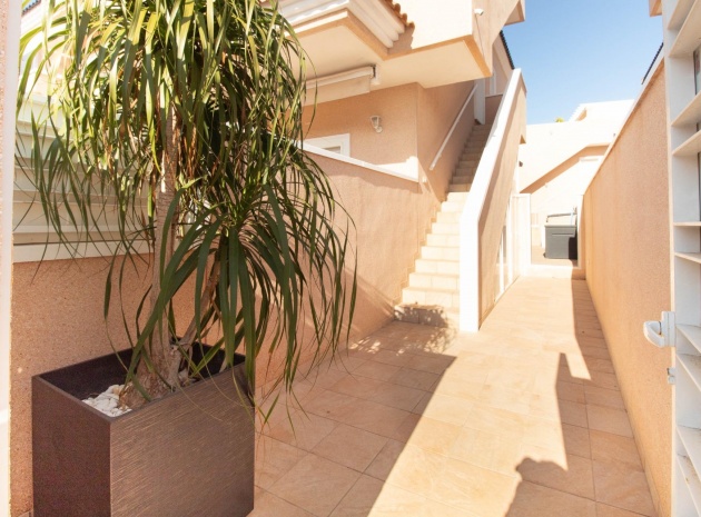 Resale - Apartment - Punta Prima - vista azul