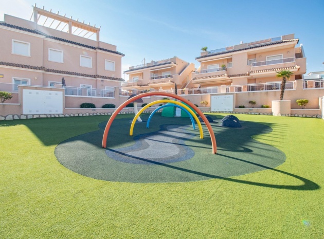 Resale - Apartment - Punta Prima - vista azul