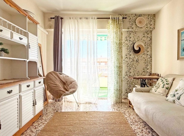 Revente - Appartement - Punta Prima