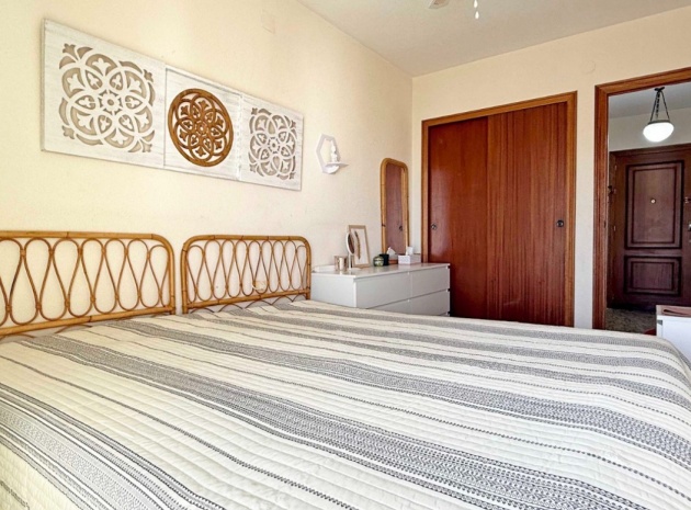 Revente - Appartement - Punta Prima
