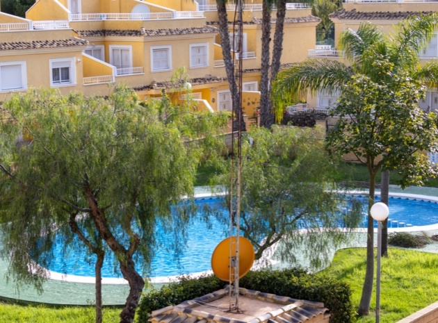 Resale - Townhouse - Los Altos - Mariblanca