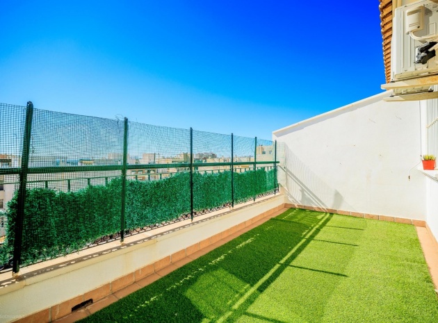 Resale - Apartment - Torrevieja - Centro