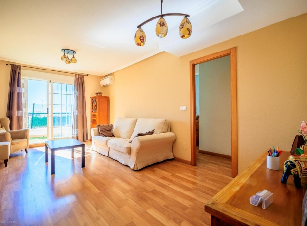 Resale - Apartment - Torrevieja - Centro