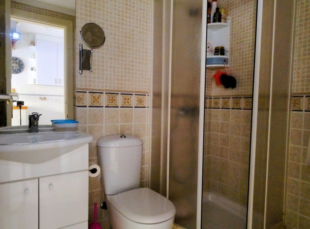 Resale - Villa - Torrevieja