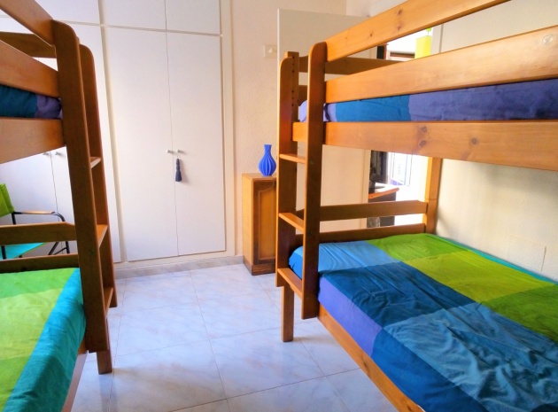 Resale - Villa - Torrevieja