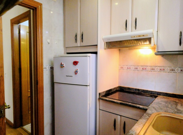 Resale - Apartment - Torrevieja - Centro