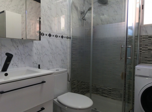 Resale - Apartment - Torrevieja - Torreblanca
