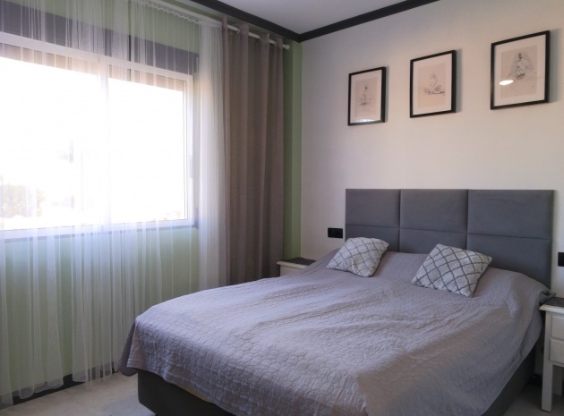 Resale - Apartment - Torrevieja - Torreblanca