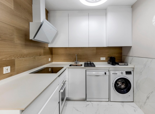 Resale - Apartment - Torrevieja - el paraiso