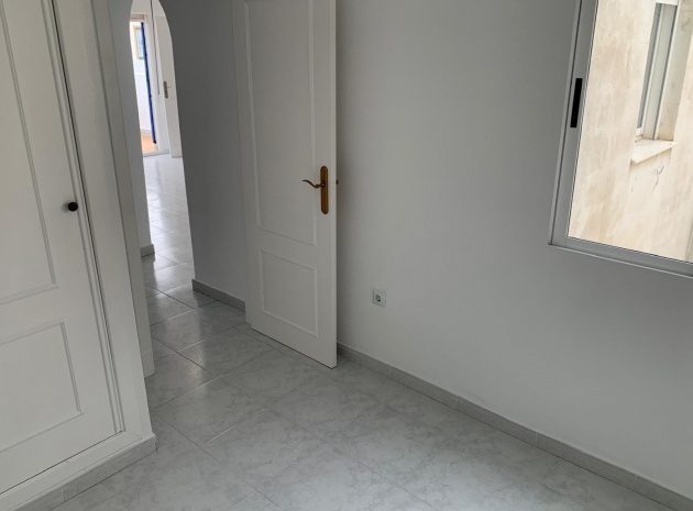 Resale - Apartment - Torrevieja - Jardin del Mar
