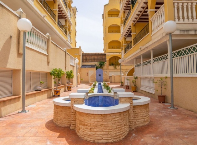 Resale - Apartment - Algorfa - fontana