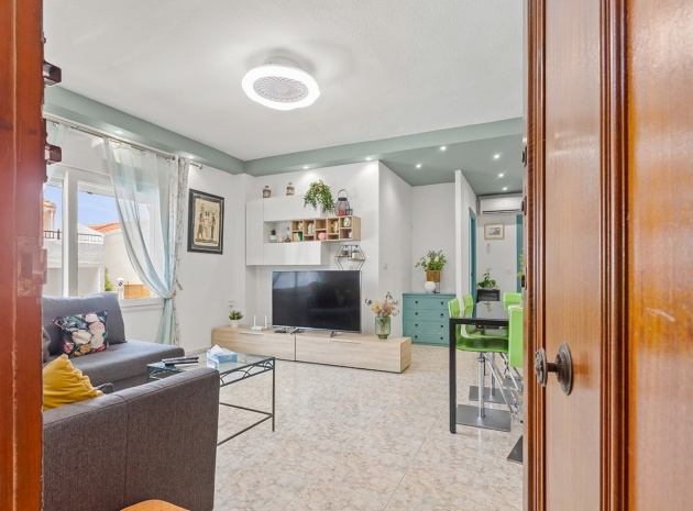 Resale - Apartment - Torrevieja - Playa de los Naufragos