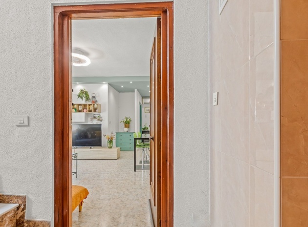 Resale - Apartment - Torrevieja - Playa de los Naufragos