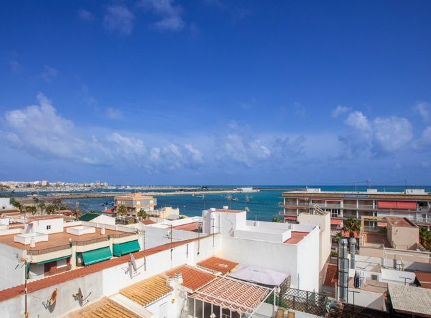 Resale - Apartment - Torrevieja - Playa de los Naufragos