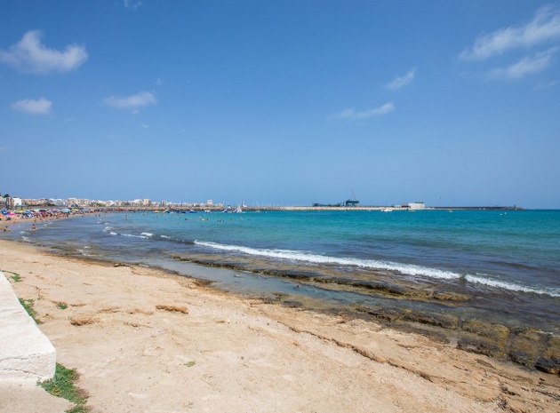 Resale - Apartment - Torrevieja - Playa de los Naufragos