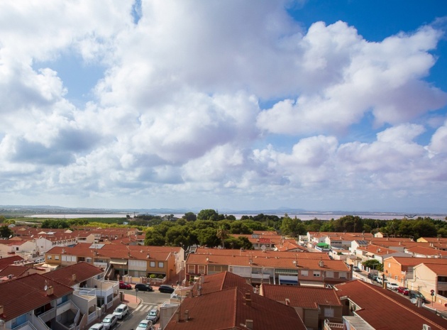 Resale - Apartment - Torrevieja - Playa de los Naufragos