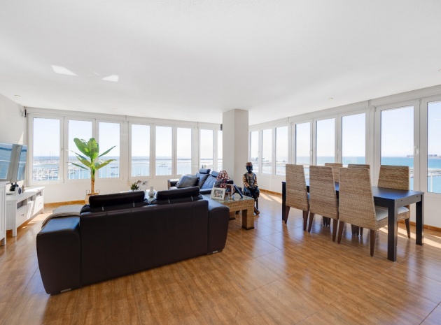 Resale - Apartment - Torrevieja - Playa Acequion