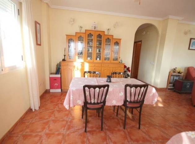 Resale - Villa - Torrevieja - Aguas Nuevas