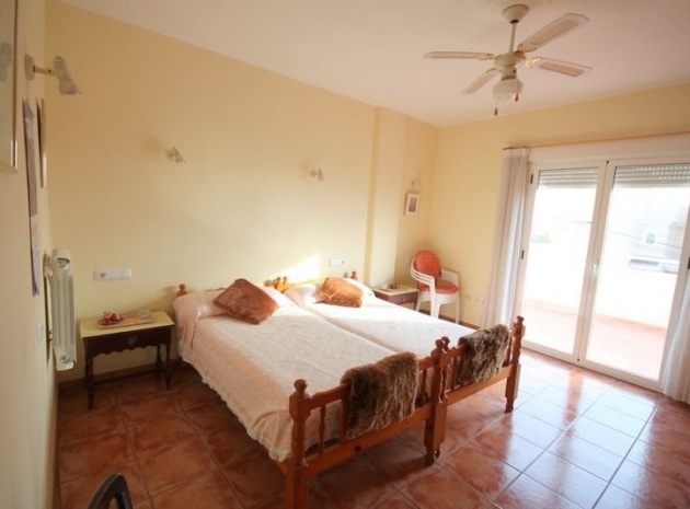 Resale - Villa - Torrevieja - Aguas Nuevas