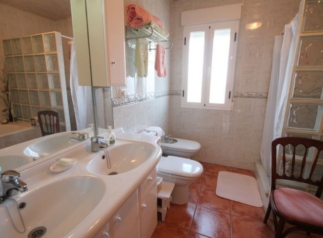 Resale - Villa - Torrevieja - Aguas Nuevas