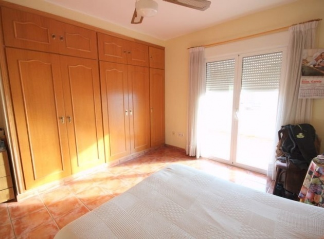 Resale - Villa - Torrevieja - Aguas Nuevas