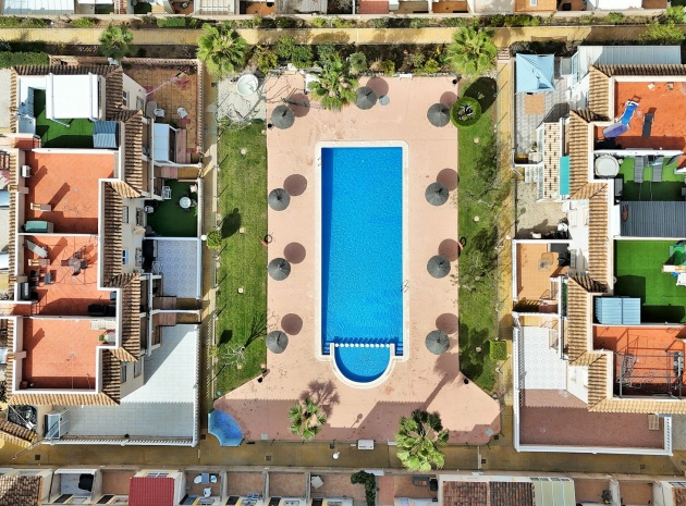 Resale - Townhouse - Villamartin