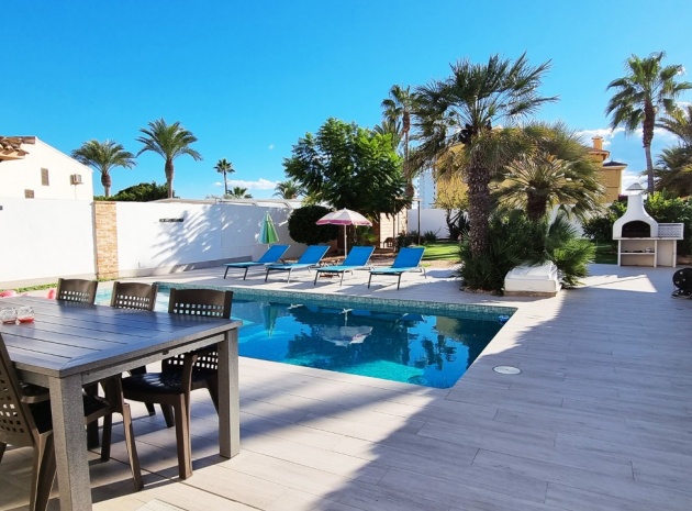 Återförsäljning - Villa - Playa Flamenca - beachside playa flamenca