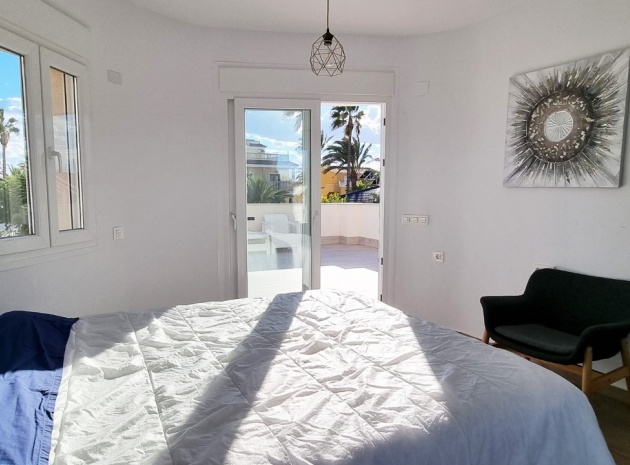 Återförsäljning - Villa - Playa Flamenca - beachside playa flamenca