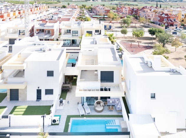 Resale - Villa - Los Montesinos - La Herrada
