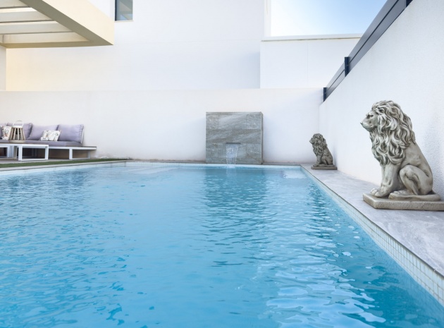 Resale - Villa - Los Montesinos - La Herrada
