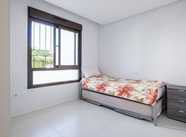 Resale - Apartment - Villamartin - La Fuente