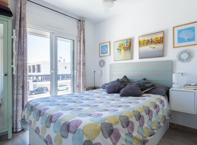 Återförsäljning - Radhus - Santa Pola