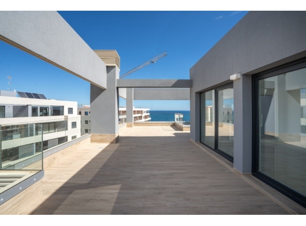 Resale - Apartment - Torrevieja - Punta Prima