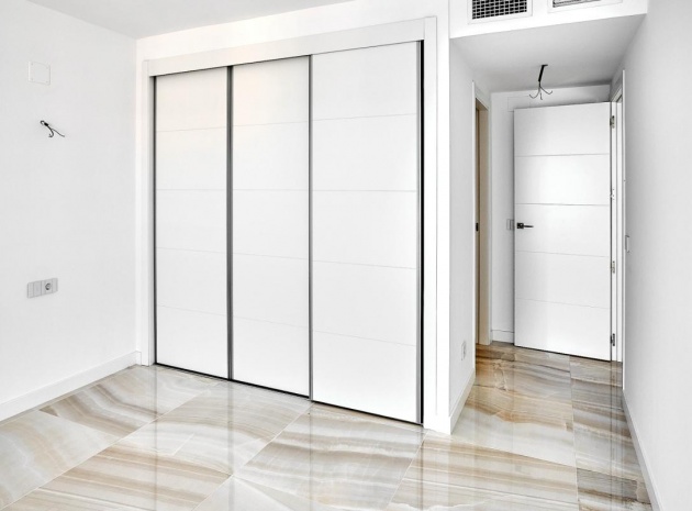 Resale - Apartment - Torrevieja - Punta Prima