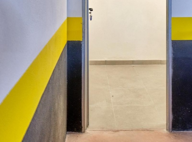 Resale - Apartment - Torrevieja - Punta Prima