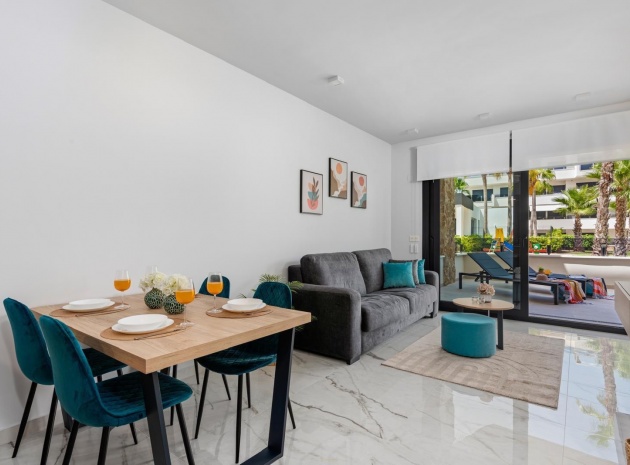 Resale - Apartment - Los Altos - Res. El Amanecer