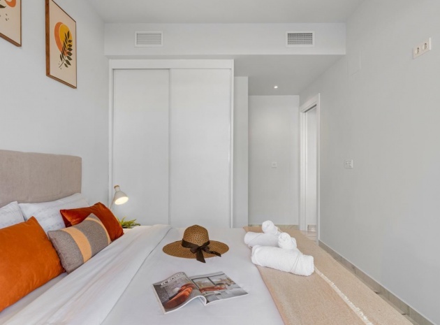 Resale - Apartment - Los Altos - Res. El Amanecer