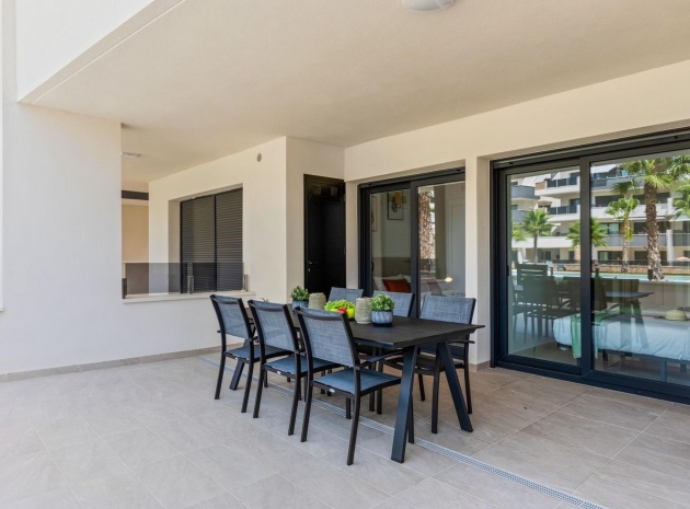 Resale - Apartment - Los Altos - Res. El Amanecer