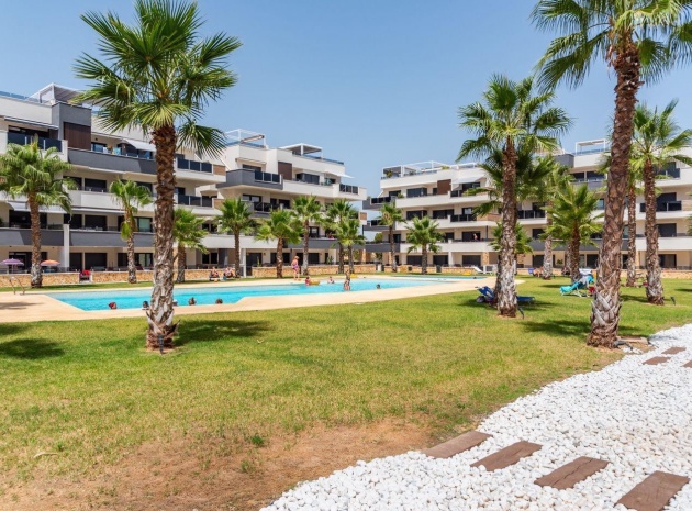 Resale - Apartment - Los Altos - Res. El Amanecer