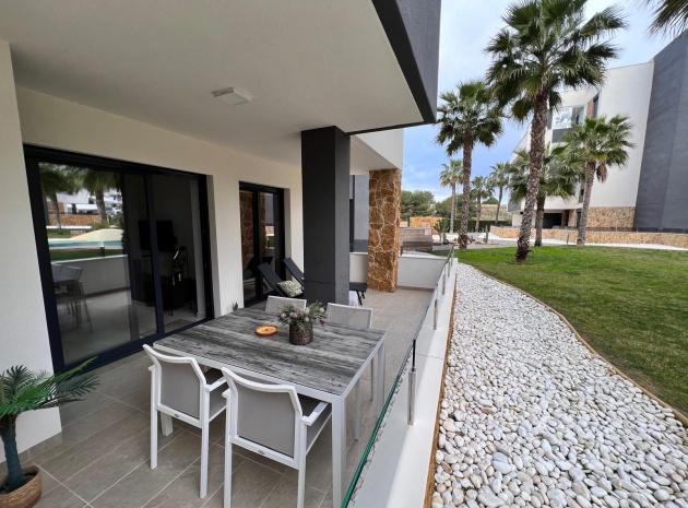 Resale - Apartment - Los Altos - Res. El Amanecer