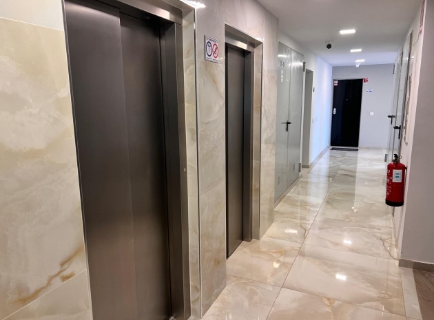 Resale - Apartment - Los Altos - Res. El Amanecer