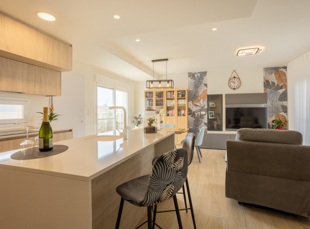 Resale - Apartment - Villamartin - blue lagoon